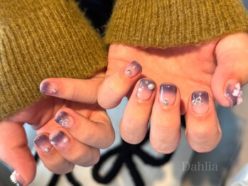 ダリア(Dahlia)/グラデーション×パーツ