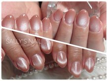 さりぃず ねぃる(SALLY’S NAIL)の雰囲気（マグネットフレンチは角度によって見え方が変わる♪光が動く！）