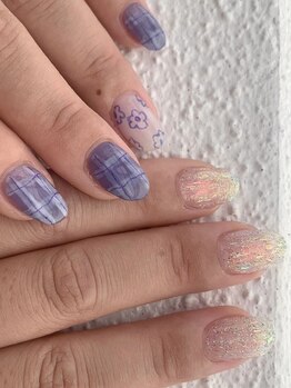 ウズ(UZU)/手書きネイル