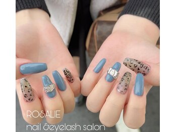 ヒョウ柄ネイル