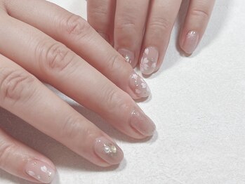 アンベリール(embellir)の写真/【大人女性の魅力を引き出すネイル】上品さと可愛さが両方叶う♪心をときめかせるデザインをご提案◎