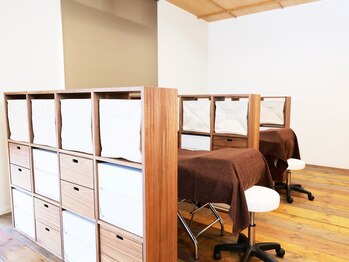 アイラ 豊川店(EYELA)/店内