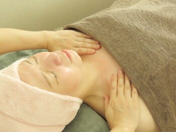 ココロ(COCORO)/デコルテ