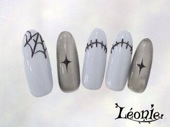 レオニー(Leonie)/スパイダーデザインネイル