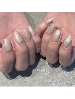 リッシュ(RICHE)/上品オフィスネイル