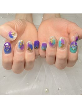 ルーンネイル(Lune Nail)/