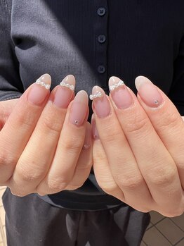 シンプルカラーにリボン