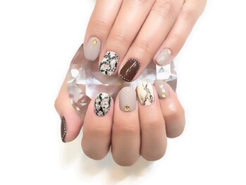 ココロバ ネイルアンドビューティーサロン(COCOLOBA)/パイソン柄ネイル♪