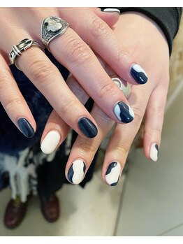 ユージューネイルルーム(UJU nail room)/ネイビーホワイト