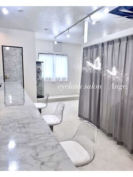 アンジュ 西条店(Ange.)/内観