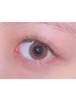 ナチュラル上品な目元にしたい