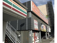リラクゼーション メルシー(Relaxation Merci)の雰囲気（駐車場はビルの右隣です♪2時間無料◎１，２Ｆのみ利用可能）
