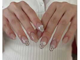 ガーリーネイル バラ レース