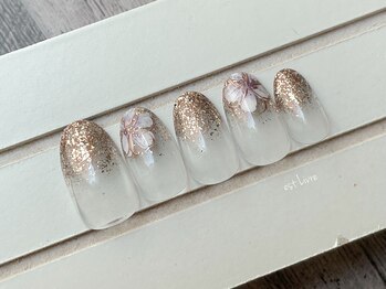 エストリブレ(estLivre)/アンティークフラワーネイル