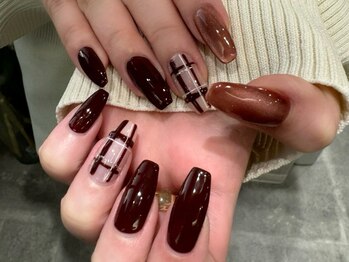 ブラウンチェックネイル