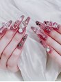 Nails Bar 渋谷【ネイルズバーシブヤ】【4/1 NEW OPEN(予定)】 ピンクベースにクロスやパール輝く個性派ゴシックネイル。