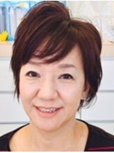 エステティックサロン メイクアップ 三輪 きよみ