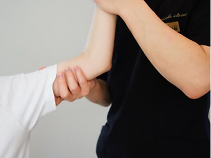 軸椎 -JIKUTSUI- 堺東院《肩こり/腰痛/骨盤矯正/姿勢矯正/整体/肩甲骨/筋膜リリース》の写真