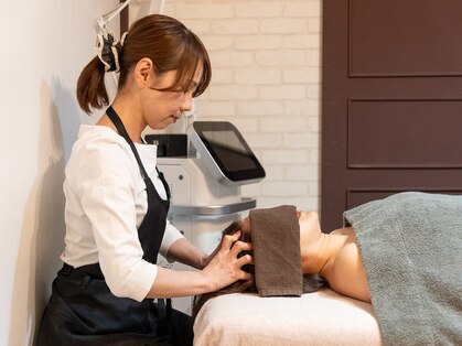 サロンドアル(salon de Alu)の写真