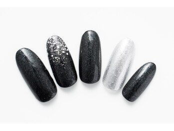 ネイルサロンディーバ 表参道店(Diva)/10本先端ラメアート¥5,940
