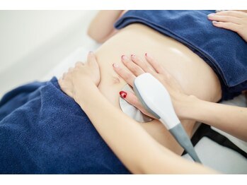 トレス(Tres)/INDIBA