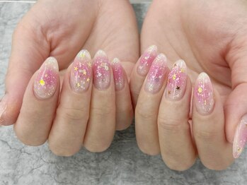 マニトワ(manitoi)/持ち込み チークネイル