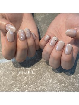 リッシュ(RICHE)/艶感ワンカラーネイル