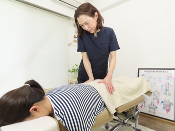 女性に寄り添うヒロミカイロ整体 六本木(女性に寄り添うHiromiカイロ整体)の写真/【女性特有の不調を改善◎】女性カイロプラクターが丁寧なカウンセリングと施術でお悩みを解消します!