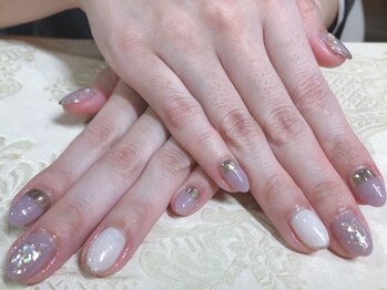 トパーズネイル(Topaz nail)の写真/≪大人の貴女の隠れ家≫いつもお仕事に家事、育児でお疲れの方に…☆ゆったりリラックスしながら施術♪