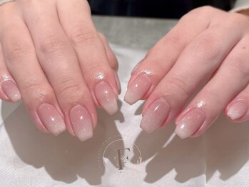 フルゥイケブクロ(fl`IKEBUKURO.)/ワンホン/グラデーションネイル