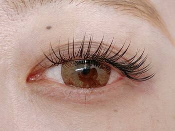 春日井まつげ/エアリーラッシュ