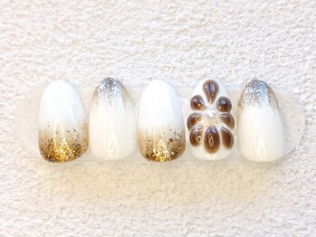 アトリエグリーン(Atelier Green)の写真/【お仕事帰りの至福のひと時に♪】慌ただしく過ぎる毎日も、ネイルの時間は自分だけのホッと一息タイムに☆