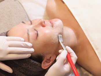 デトックスサロン モーミンの写真/人気ララピールにお好みのオプションを選んで、自分だけの贅沢ケア★根本から肌質改善、驚きの水光肌に♪