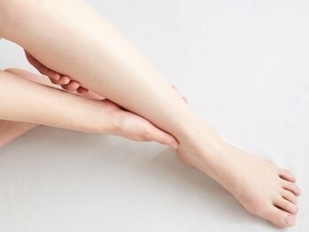 ネイルクルーノーヴル(nail Clou Noble)の写真/仕事終わりは足のむくみ解消をサポート。血行促進で明日も軽やかに、心身スッキリ！