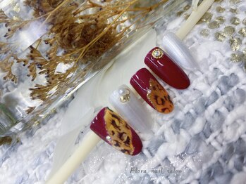 フローラネイルサロン/