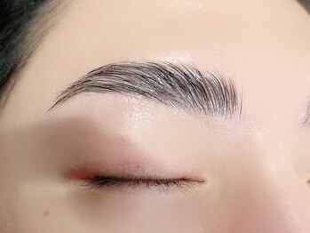 ルチア アイビューティ リゾート(Lucia)/メンズハリウッドブロウ