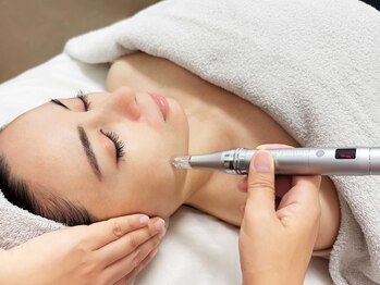 プラチナヒーリング(PLATINUM HEALING.)の写真/本場韓国の肌管理を日本で！話題のレモンボトルと本格的な肌質改善を同時に行い、憧れの韓国アイドル肌へ★