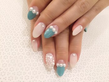 アイラッシュTokyo銀座サンクチュアリ/ネイル　90分オフなし　6800円