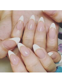王道フレンチネイル