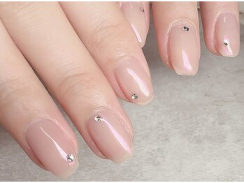 フィーノ ネイル(fino nail)の写真/〈オフィスで映える＊〉肌馴染みのいいヌーディー系デザインで、見るたびにうっとりする美しい指先へ。