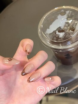ネイルブラン(Nail Blanc)/