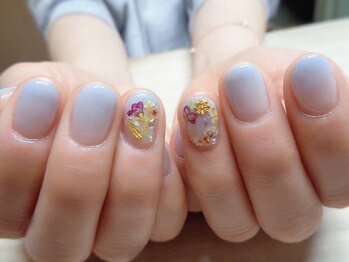 アミュリー ネイル アトリエ(Amury nail atelier)/うる艶☆押し花ネイル♪