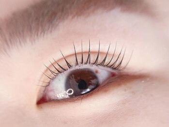 プリズムアイ(Prism eye)/ストレート立ち上げデザイン