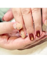 ネイルサロン イントゥ(into_)/ベージュ ボルドー ストーン