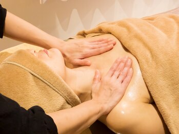 フォレストムーン(forest moon)/デコルテヘッドマッサージ