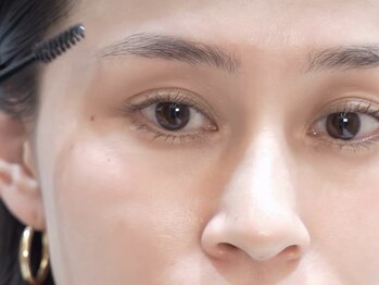 ハリウッドブロウリフト ワクシー 青山店(HOLLYWOOD BROW LIFT WAXYYY.)/HBL3Dクッションブロウ