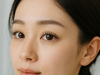 ボヌール 薬院店(Bonheur)の写真/“私らしさ”を大切にした目元づくりをプロと一緒に。自分に似合う大人美まつげへ♪まつ毛パーマ￥4900