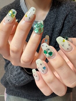 ウズ(UZU)/クローバーネイル