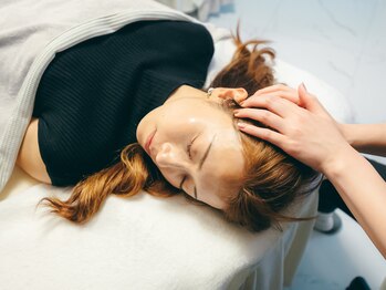 十色 横浜/ヘッドスパ/ドライヘッドスパ