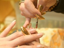 ゴールド(GOLD)の雰囲気（フォルムにこだわった丁寧な施術）